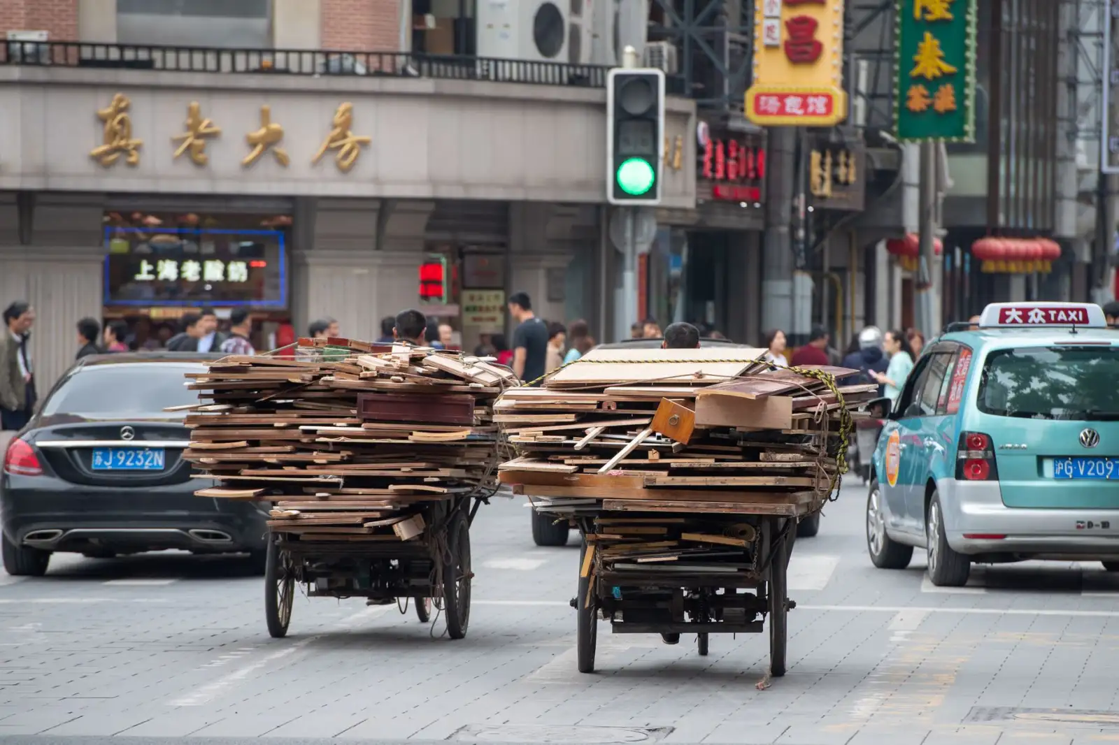 重庆家庭日用百货选购指南:家居好物功能对比与场景推荐